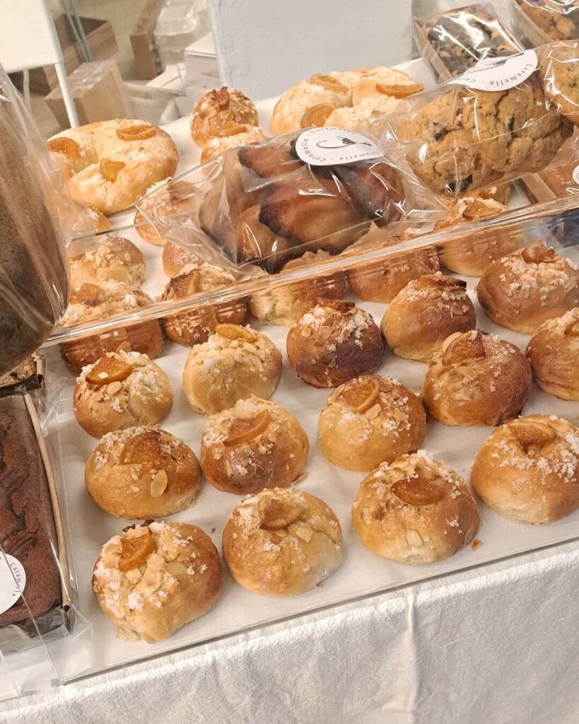 Mini roscones de Reyes veganos de Caramella Vegan Cakes